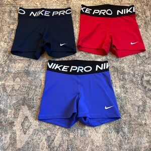 Nike Pros Set of Three